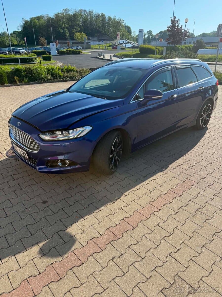 2015 Ford MONDEO