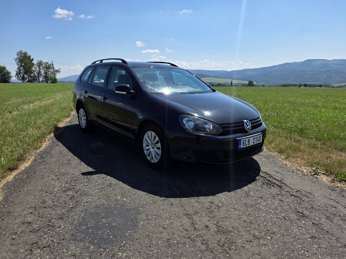 2010 Volkswagen GOLF