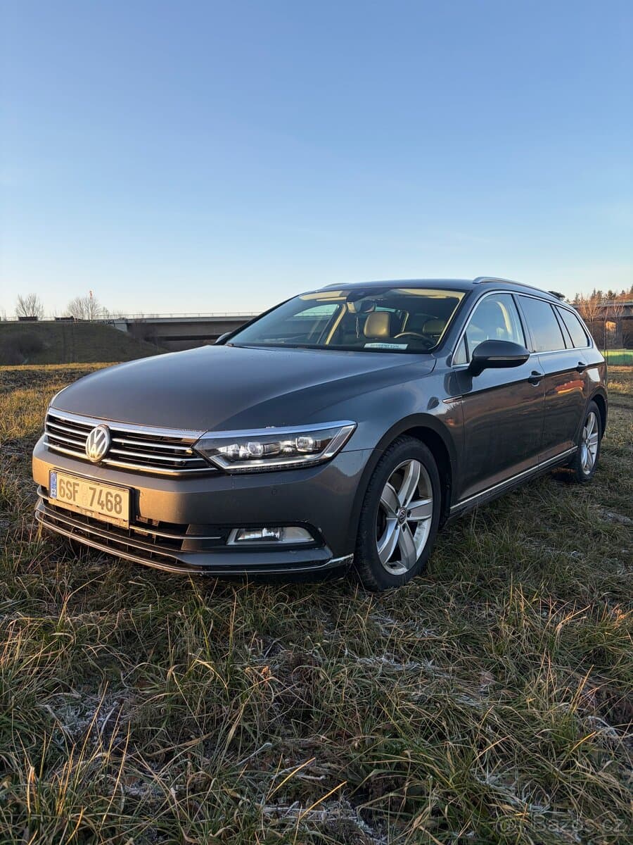 2015 Volkswagen PASSAT