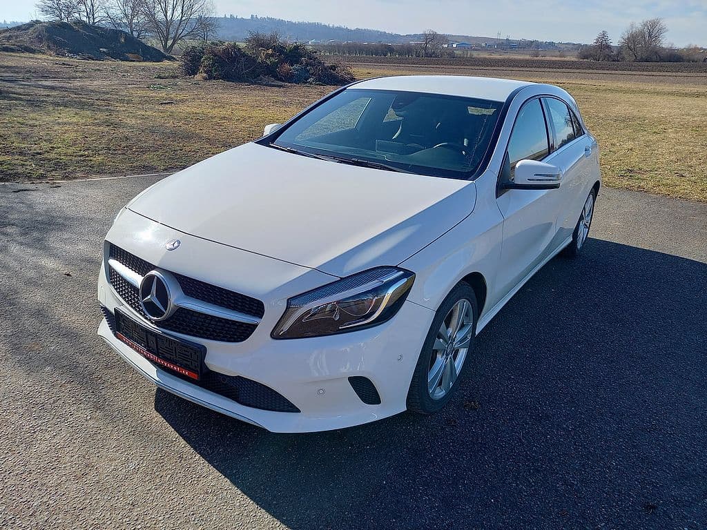 2017 Mercedes-Benz OSTATNÍ