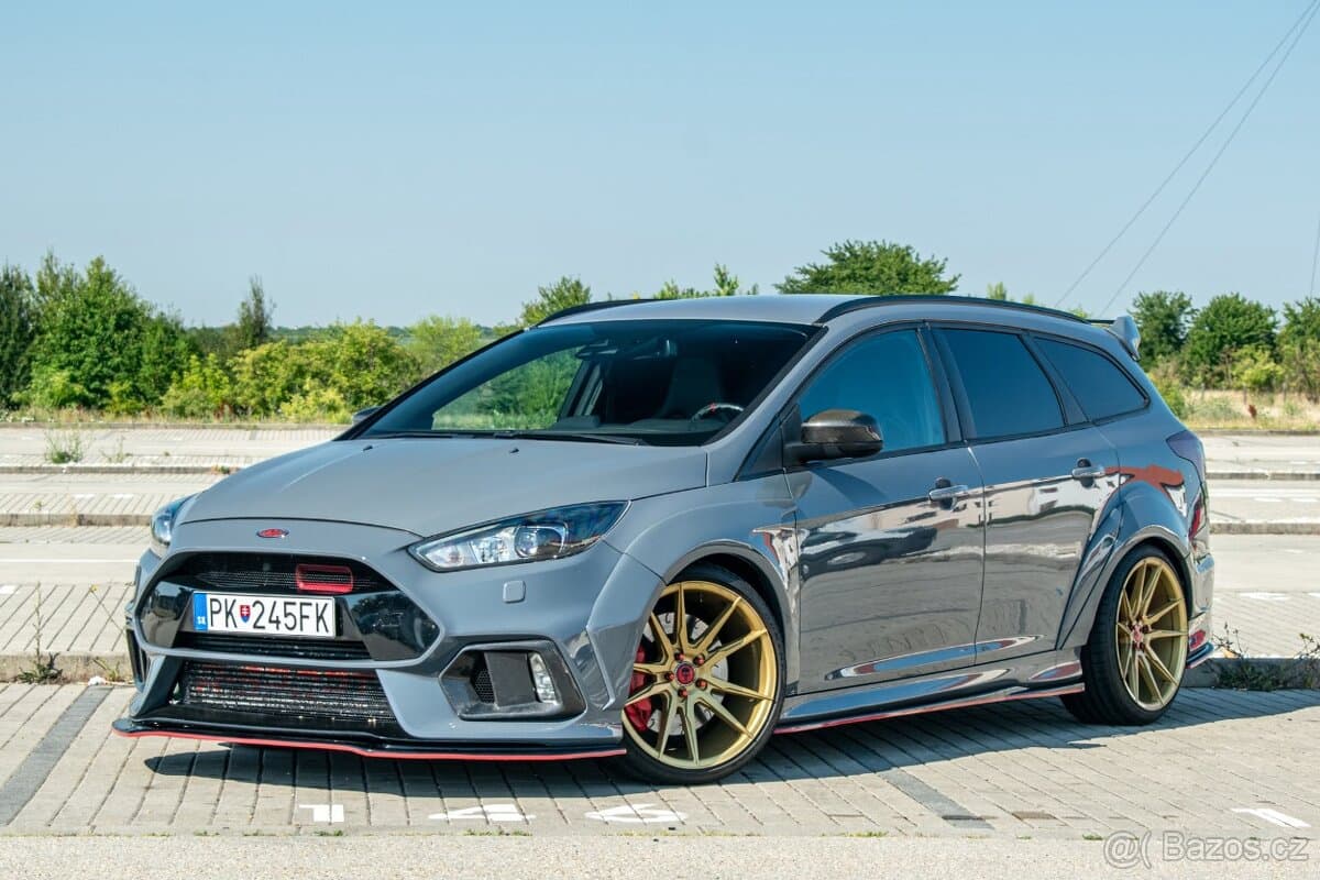 2017 Ford FOCUS