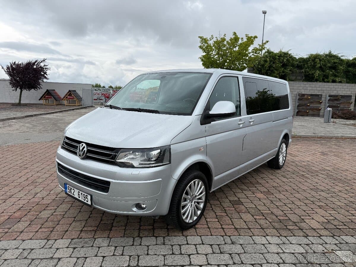 2013 Volkswagen CARAVELLE