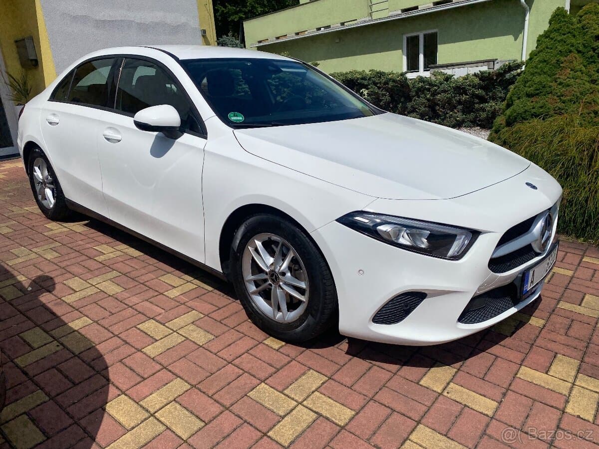 2020 Mercedes-Benz OSTATNÍ