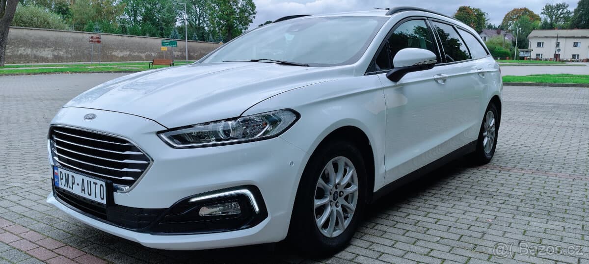 2022 Ford MONDEO