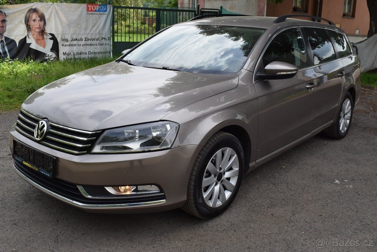 2011 Volkswagen PASSAT