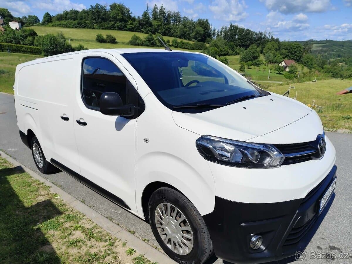 2021 Toyota PROACE