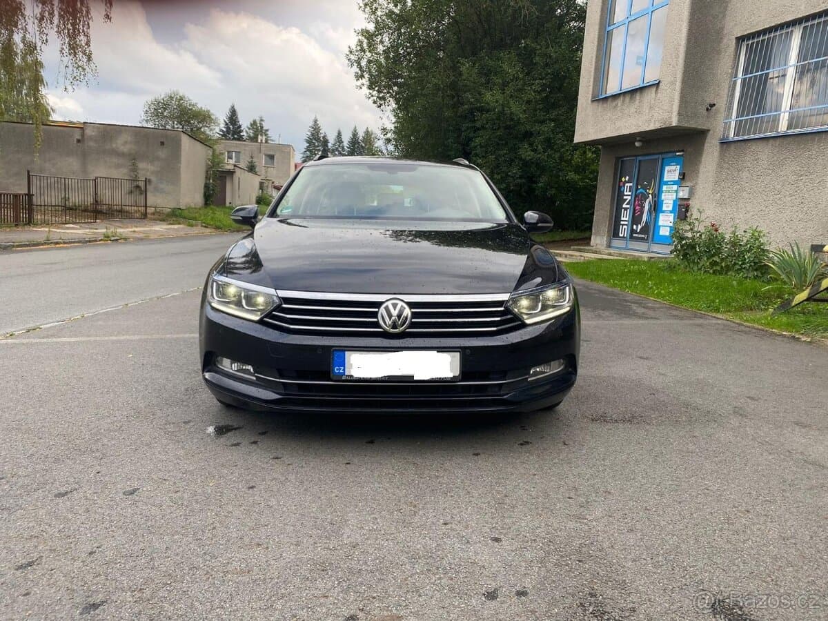 2015 Volkswagen PASSAT