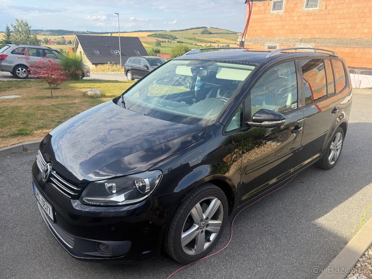 2011 Volkswagen TOURAN