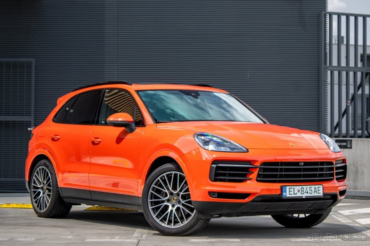 2021 Porsche CAYENNE
