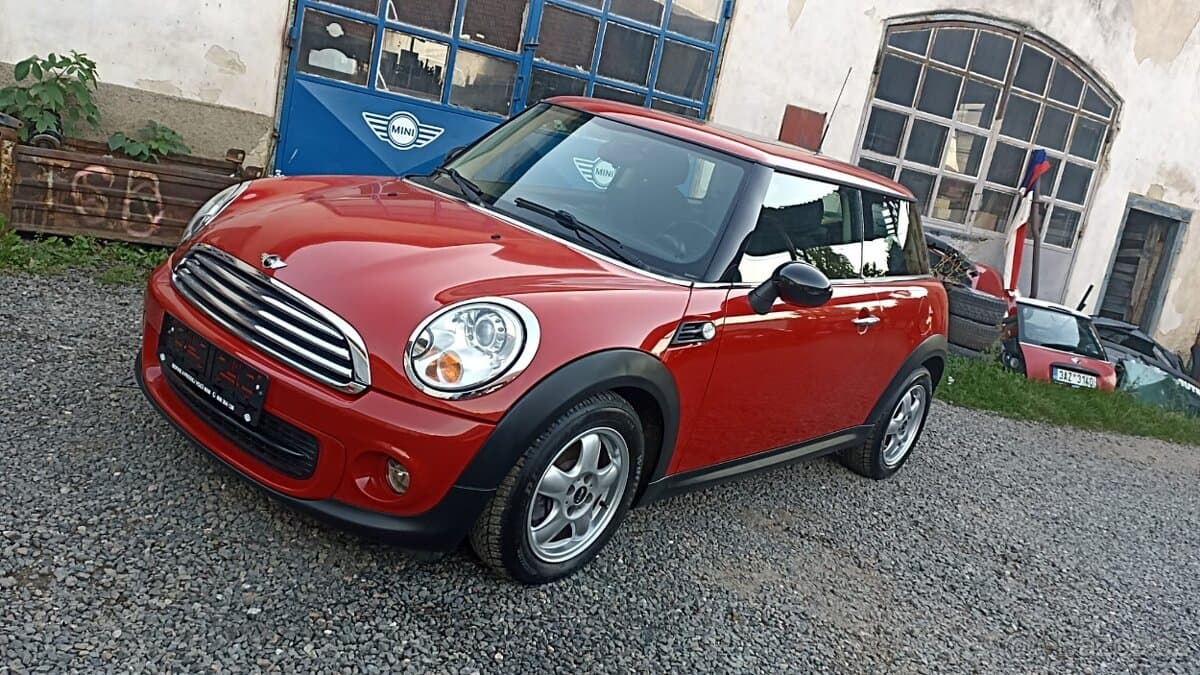 2011 Mini COOPER
