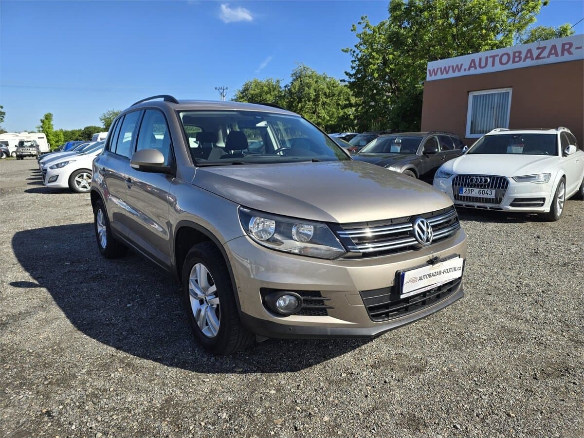 2012 Volkswagen TIGUAN
