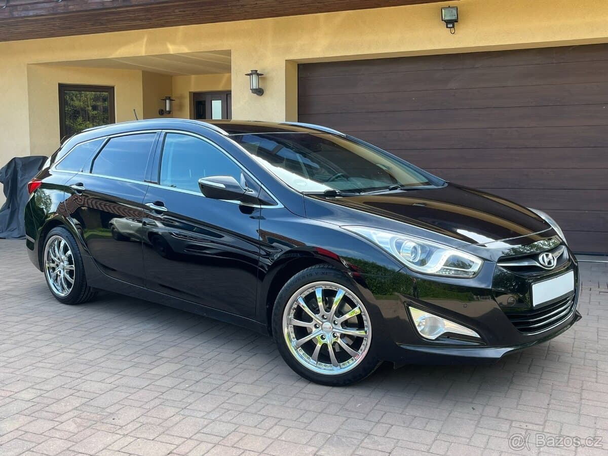2011 Hyundai i40