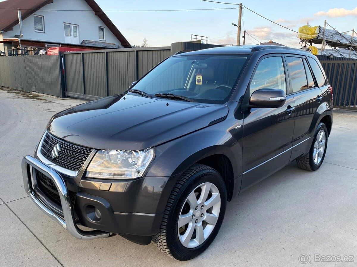 2010 Suzuki GRAND
