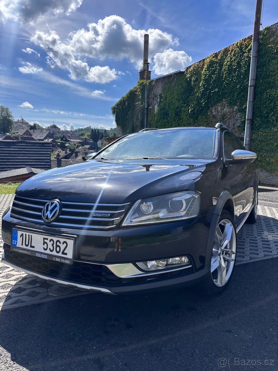 2013 Volkswagen PASSAT