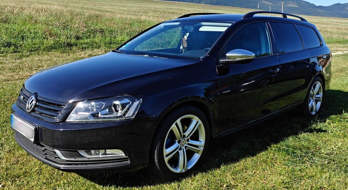 2011 Volkswagen PASSAT