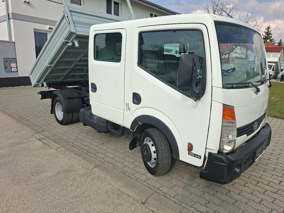 2013 Nissan OSTATNÍ