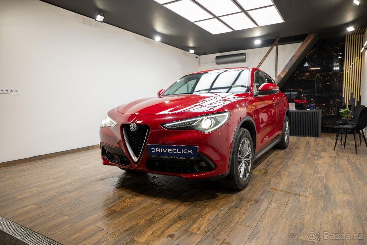 2017 Alfa Romeo STELVIO