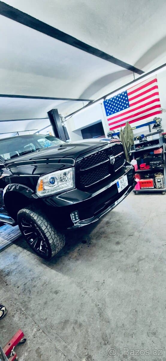 2014 Dodge OSTATNÍ
