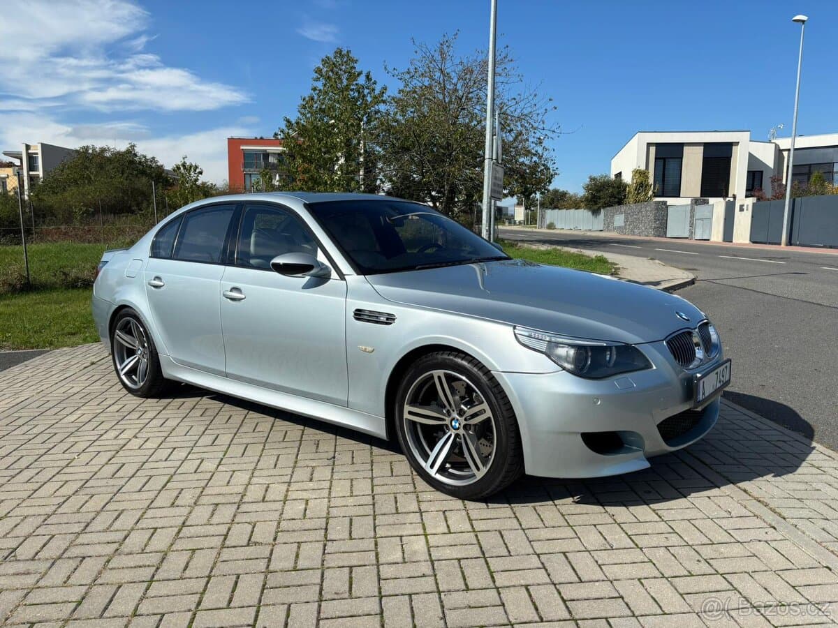 2005 BMW M5