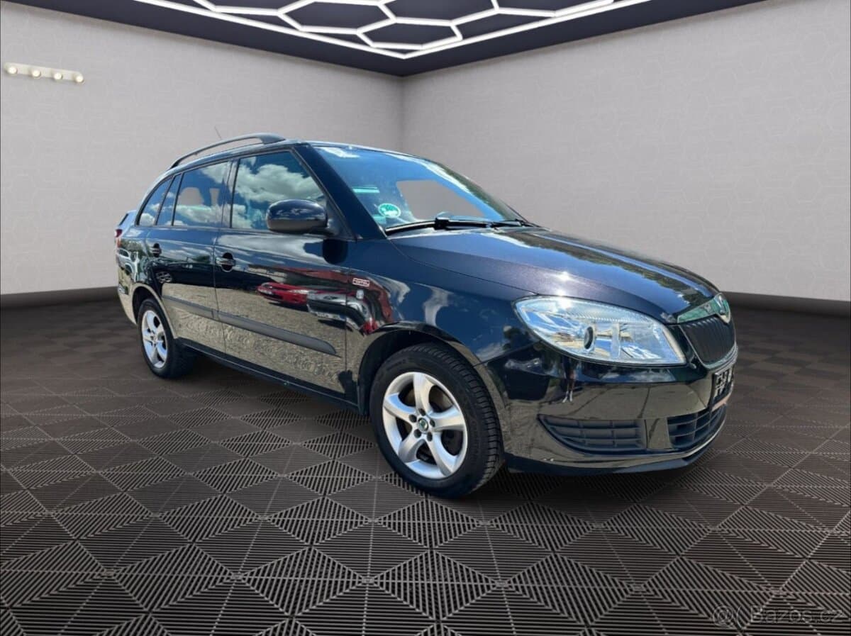 2011 Škoda FABIA