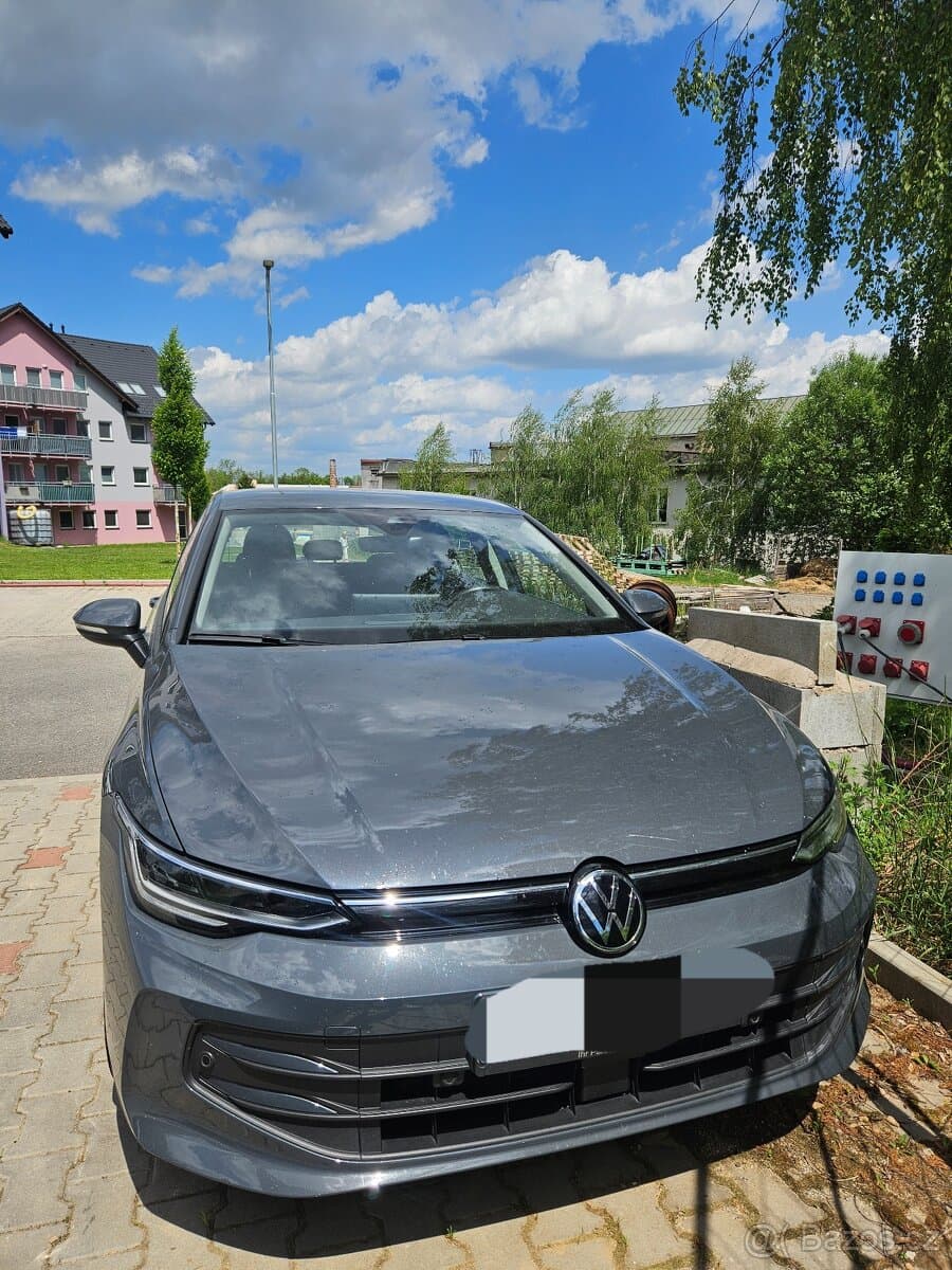 2024 Volkswagen GOLF