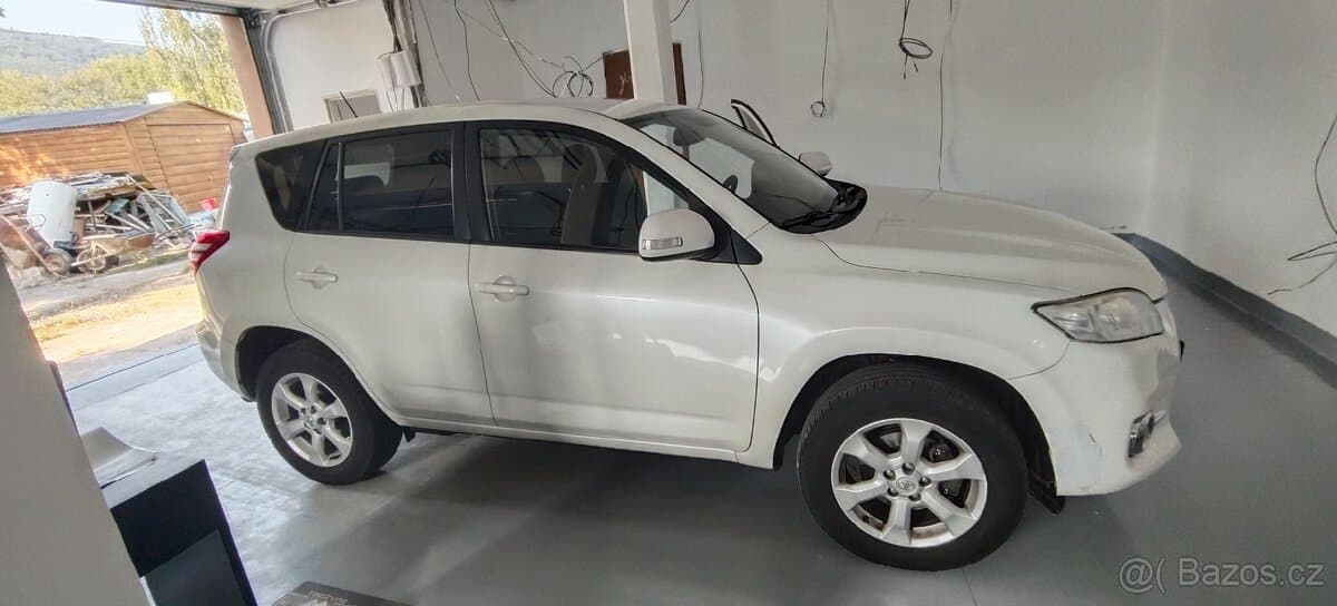 2011 Toyota OSTATNÍ