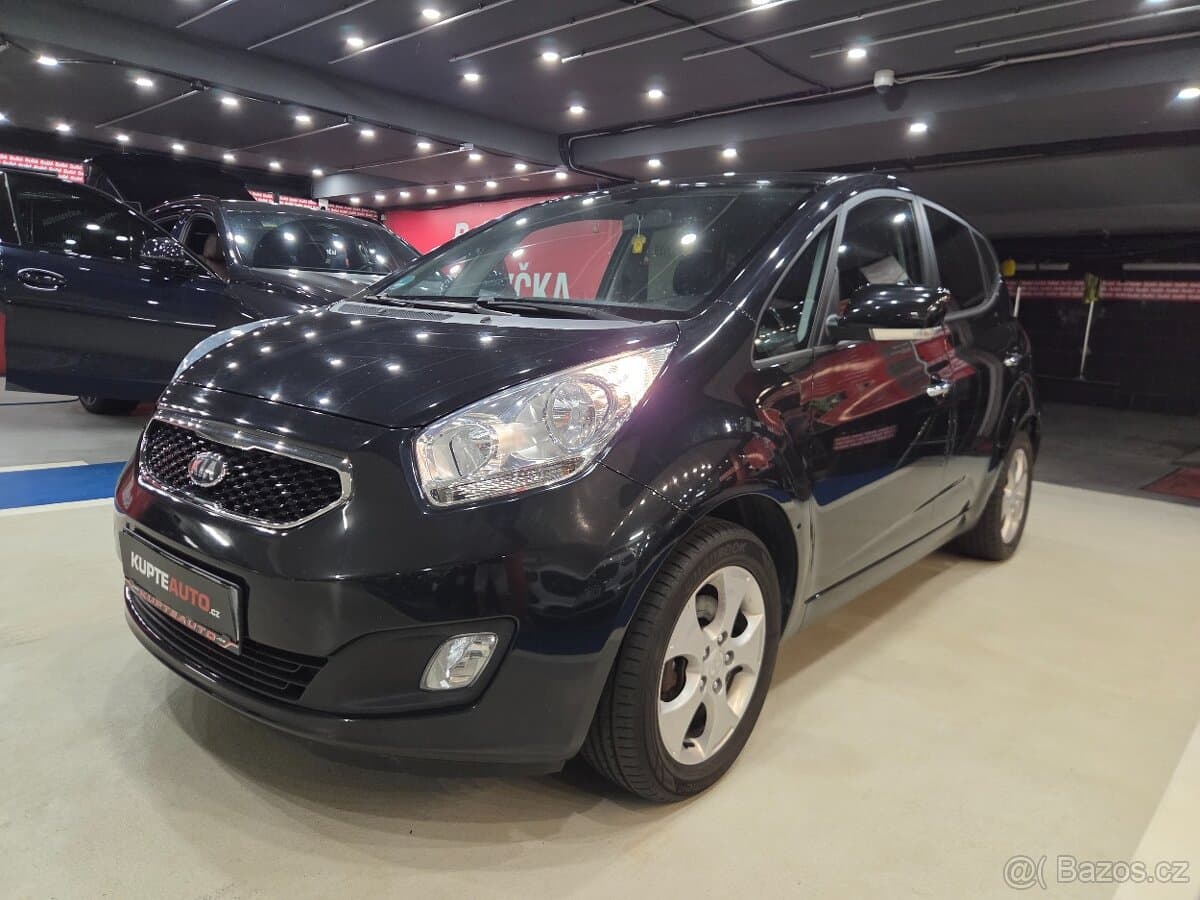 2013 Kia VENGA