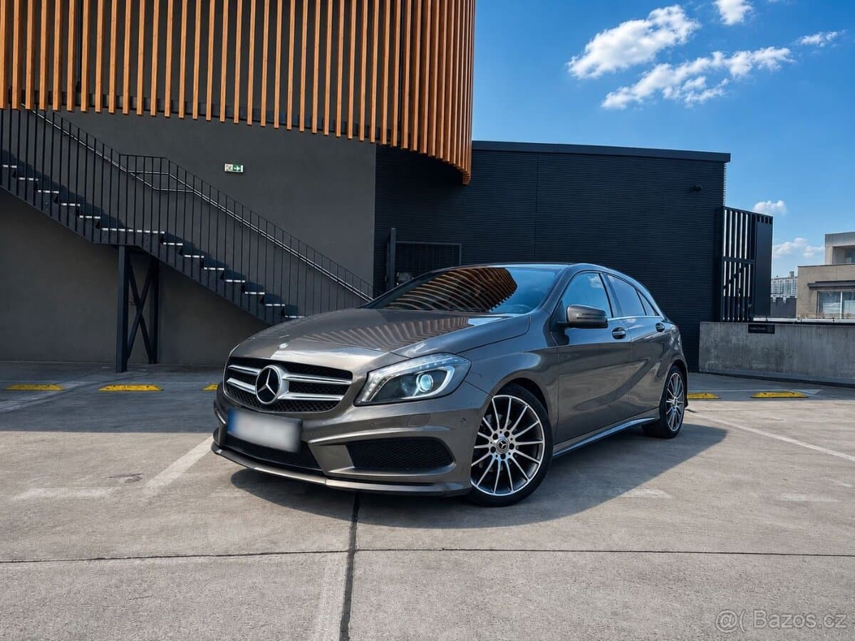 2013 Mercedes-Benz OSTATNÍ