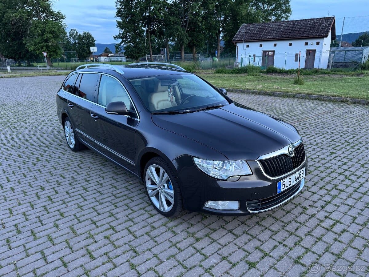 2011 Škoda SUPERB