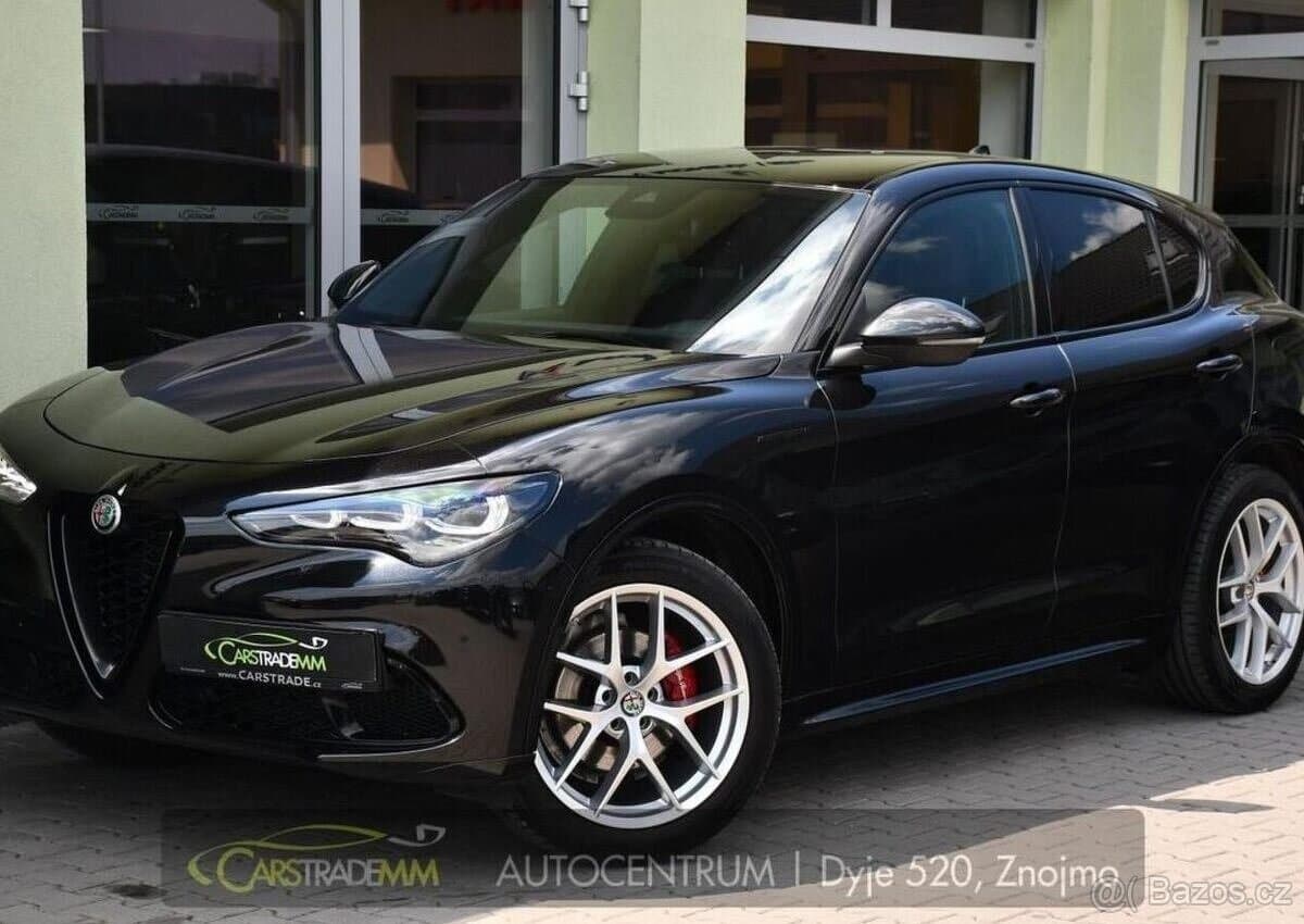 2023 Alfa Romeo STELVIO
