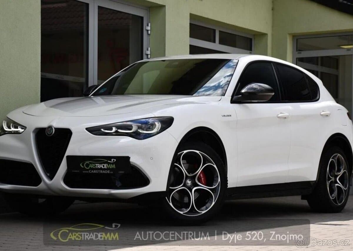 2024 Alfa Romeo STELVIO