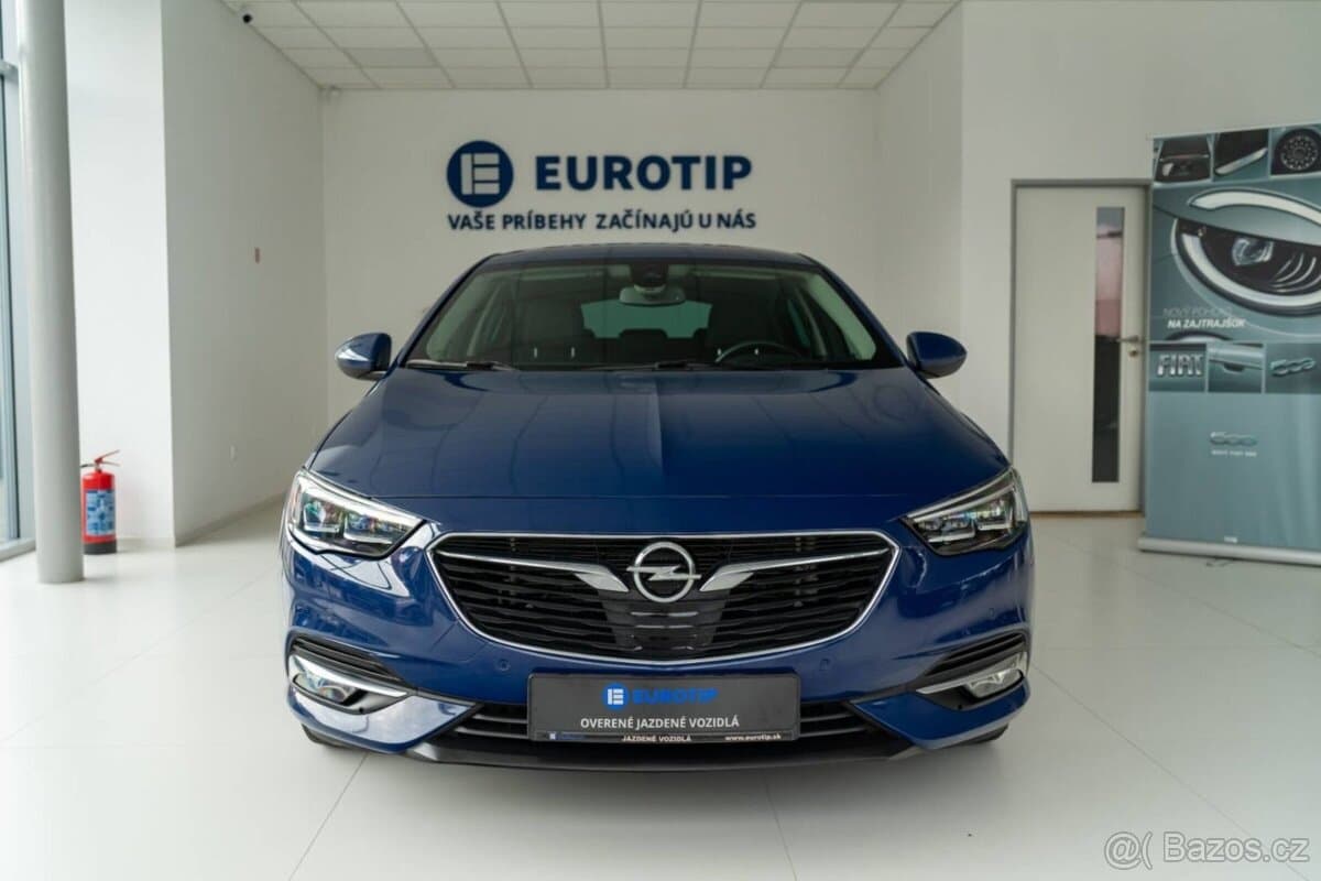 2018 Opel INSIGNIA