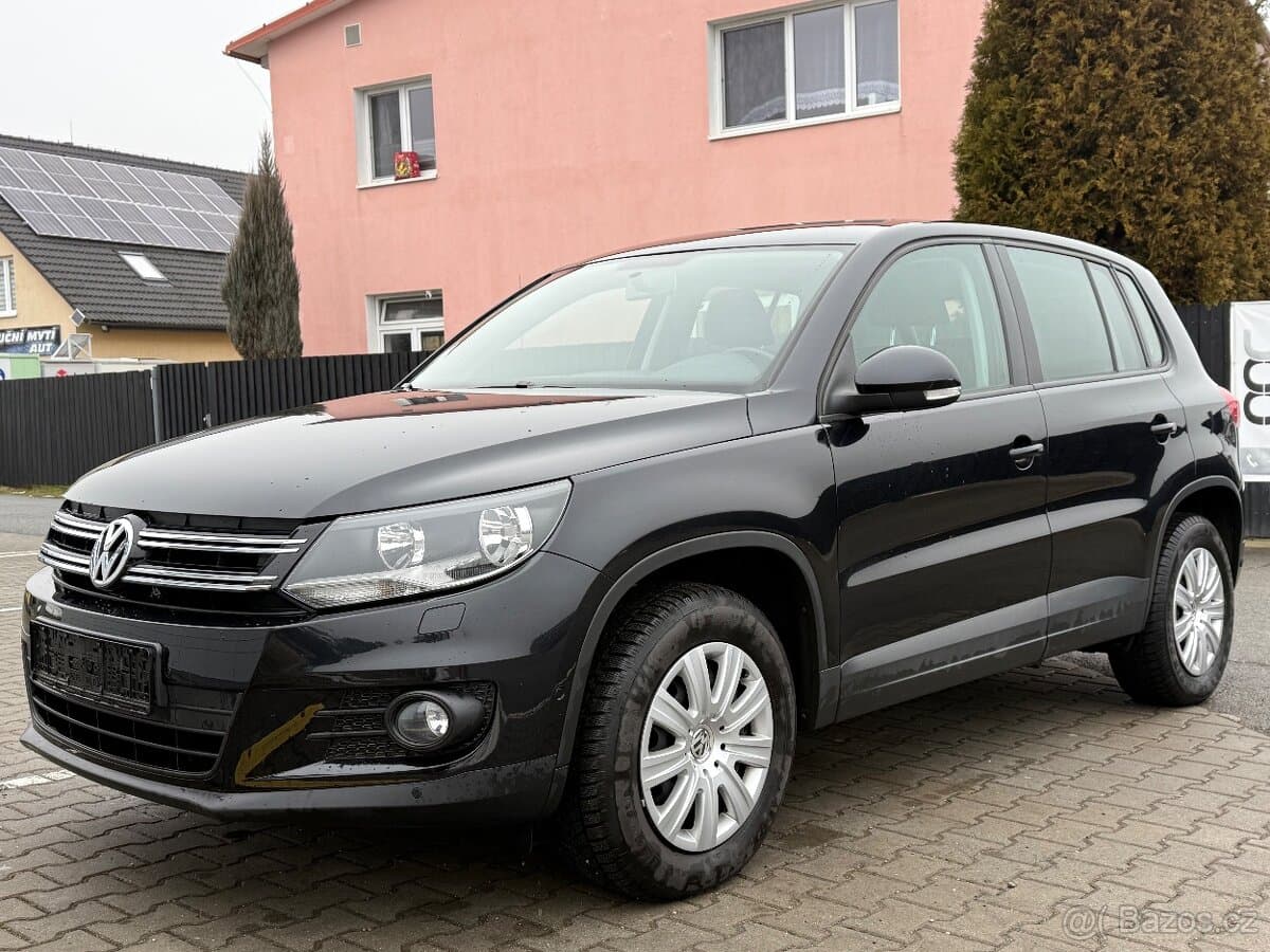 2012 Volkswagen TIGUAN