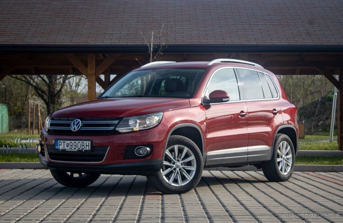 2012 Volkswagen TIGUAN