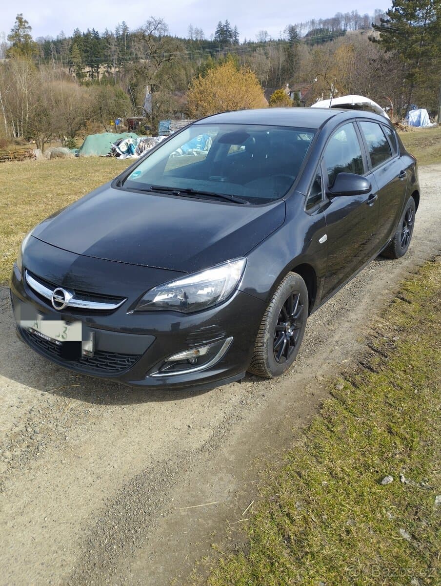 2012 Opel ASTRA
