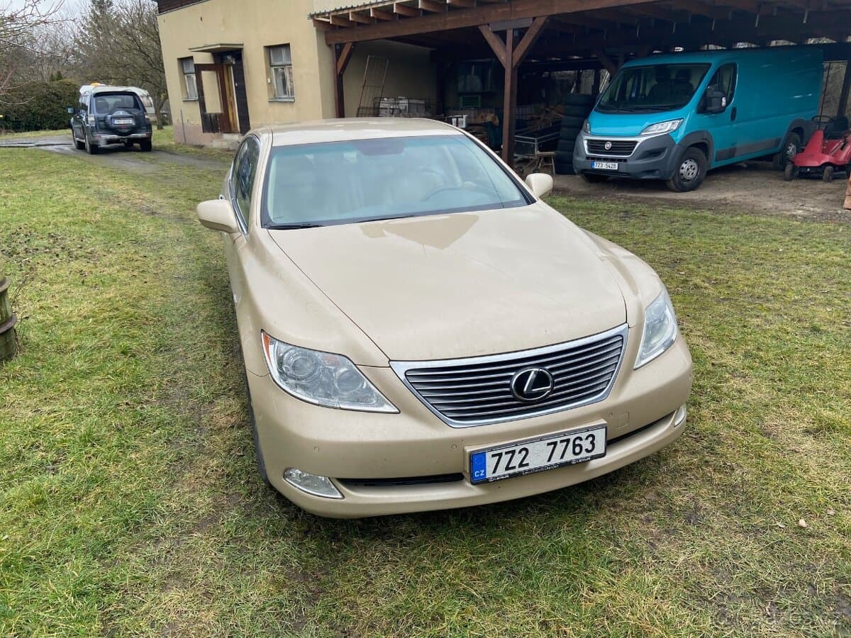 2007 Lexus LS