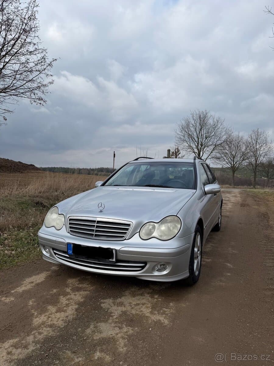 2004 Mercedes-Benz OSTATNÍ