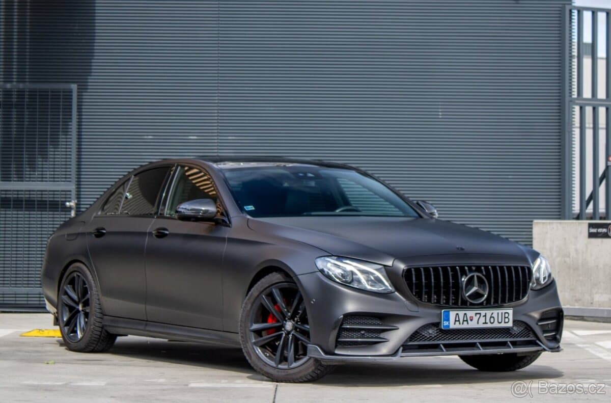 2017 Mercedes-Benz OSTATNÍ