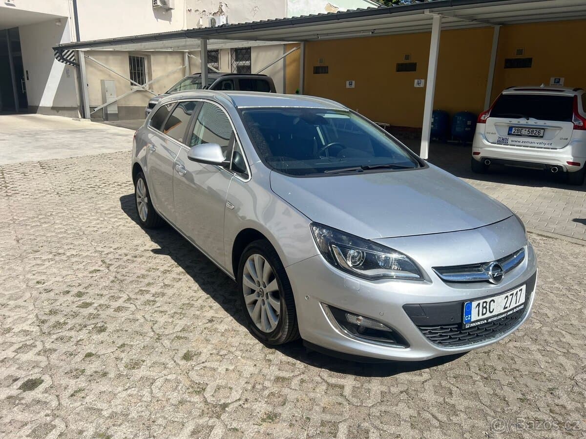 2015 Opel ASTRA
