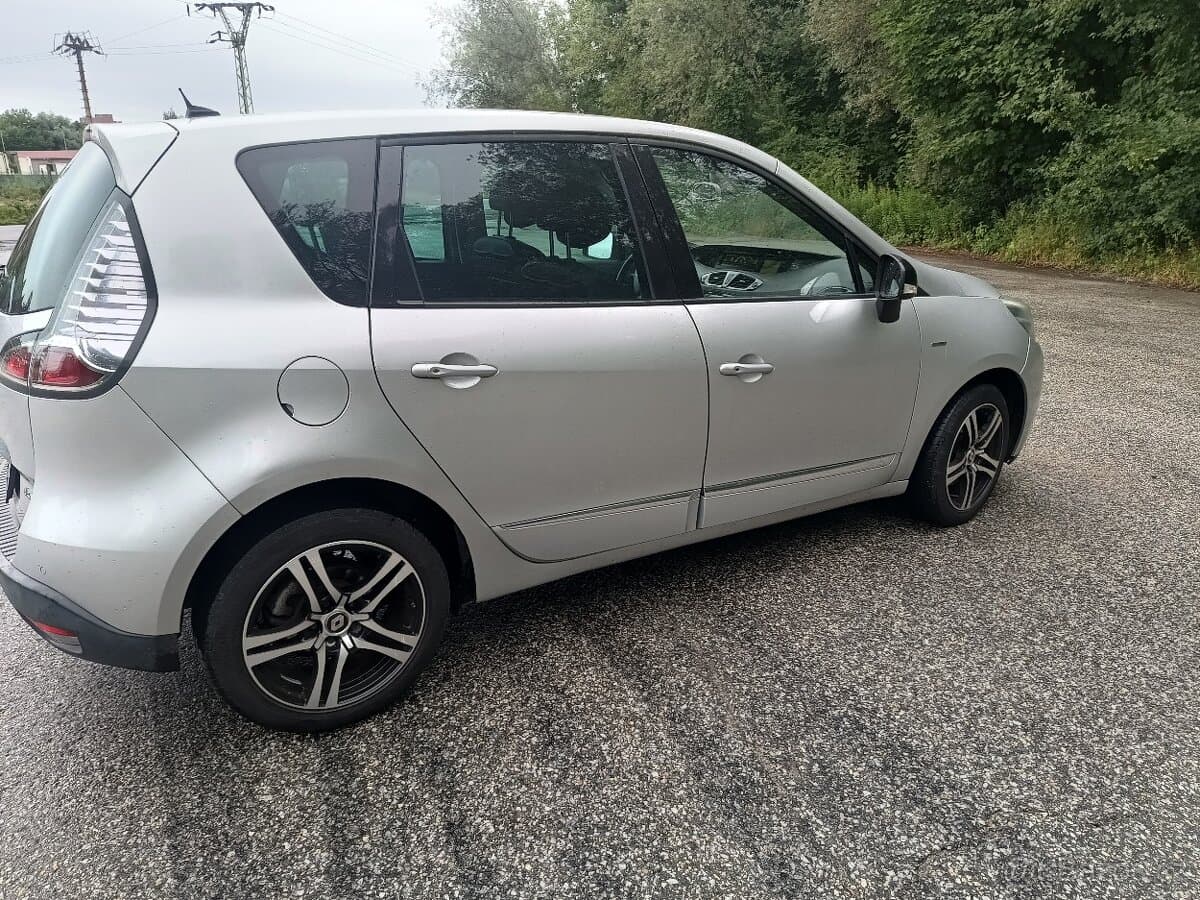 2015 Renault SCENIC