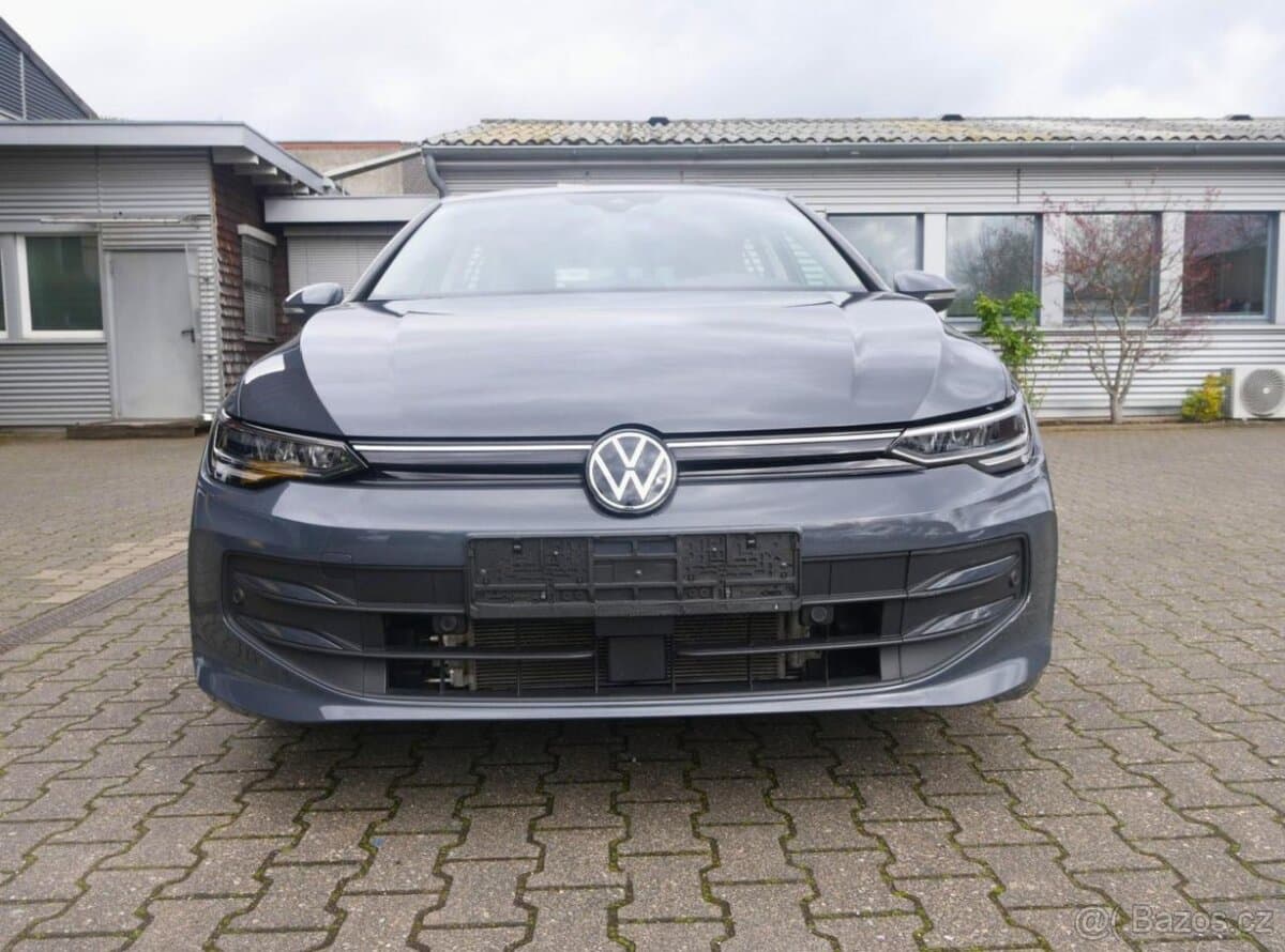 2024 Volkswagen GOLF