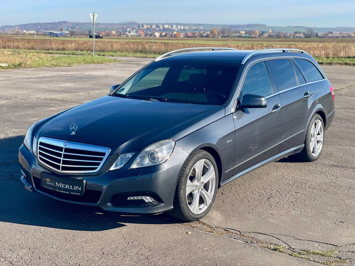 2009 Mercedes-Benz OSTATNÍ