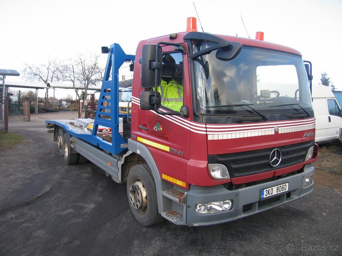 2008 Mercedes-Benz OSTATNÍ