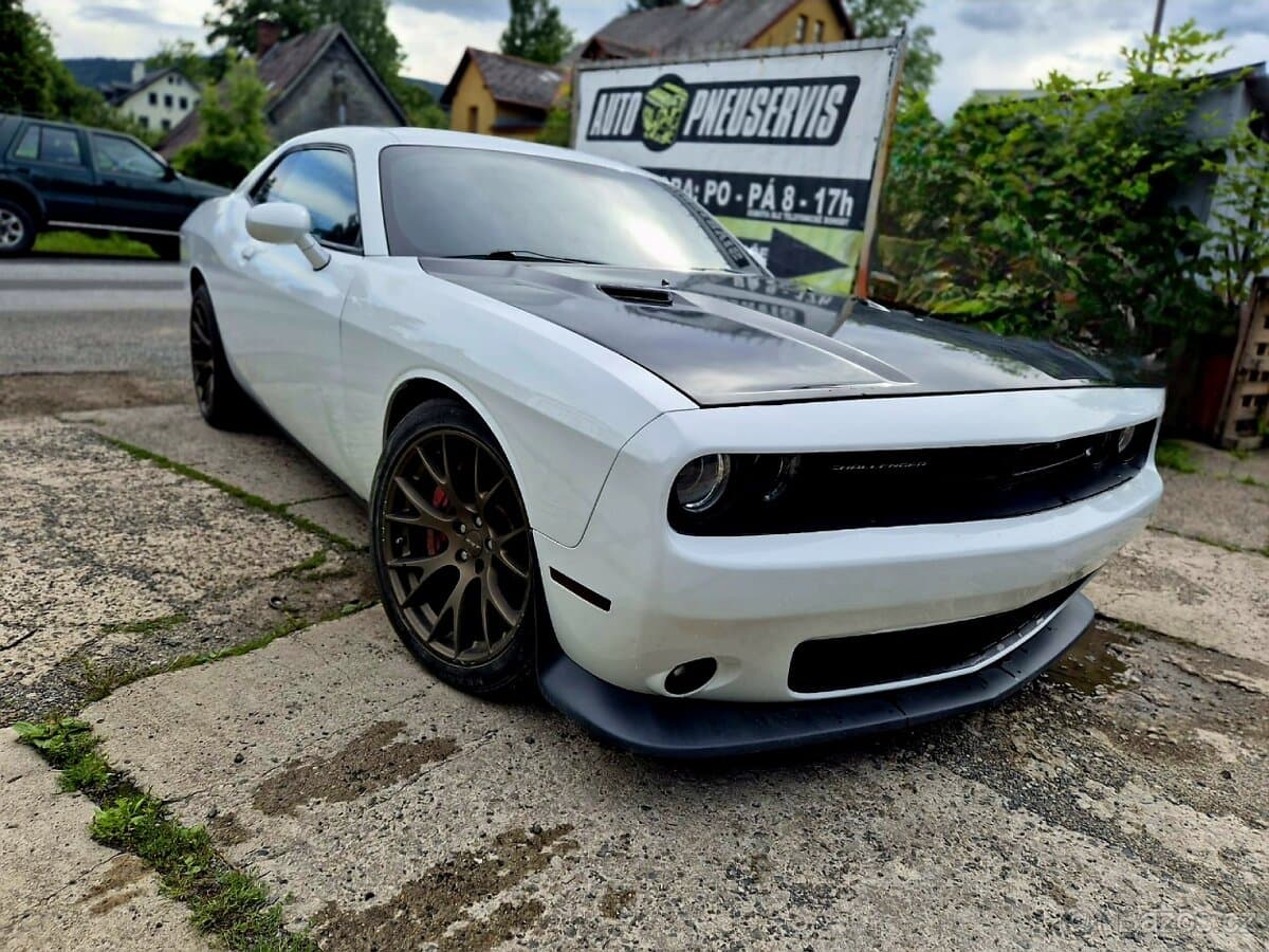 2015 Dodge CHALLENGER