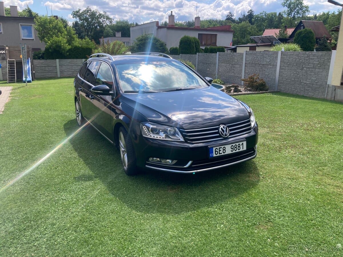2011 Volkswagen PASSAT
