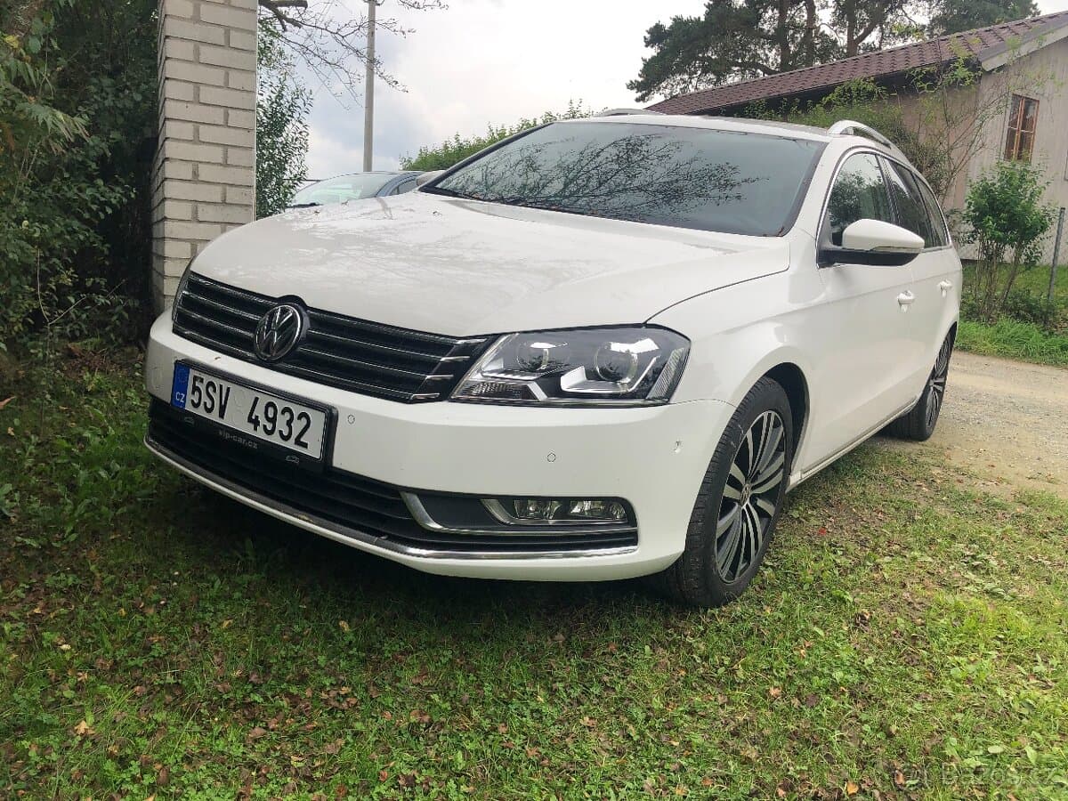 2011 Volkswagen PASSAT