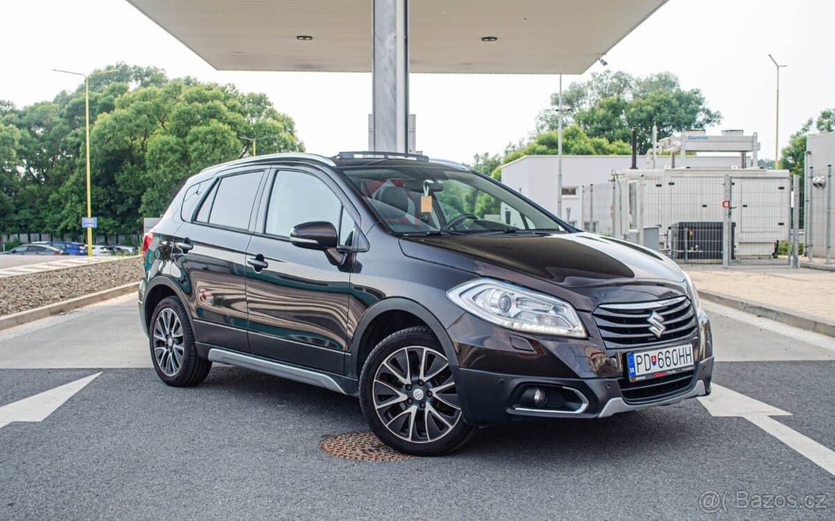 2013 Suzuki S-CROSS