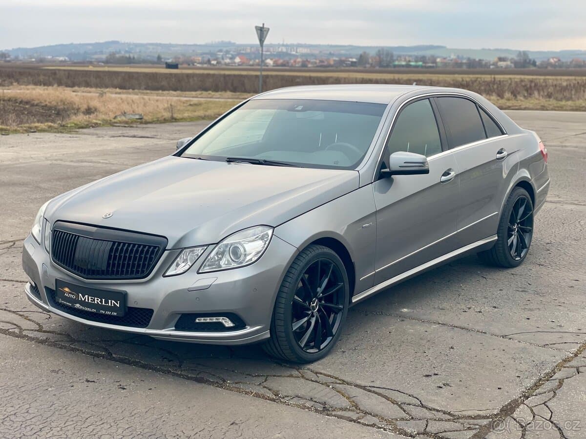 2009 Mercedes-Benz OSTATNÍ