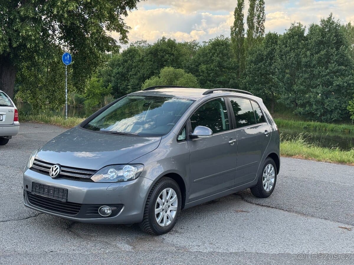 2012 Volkswagen GOLF