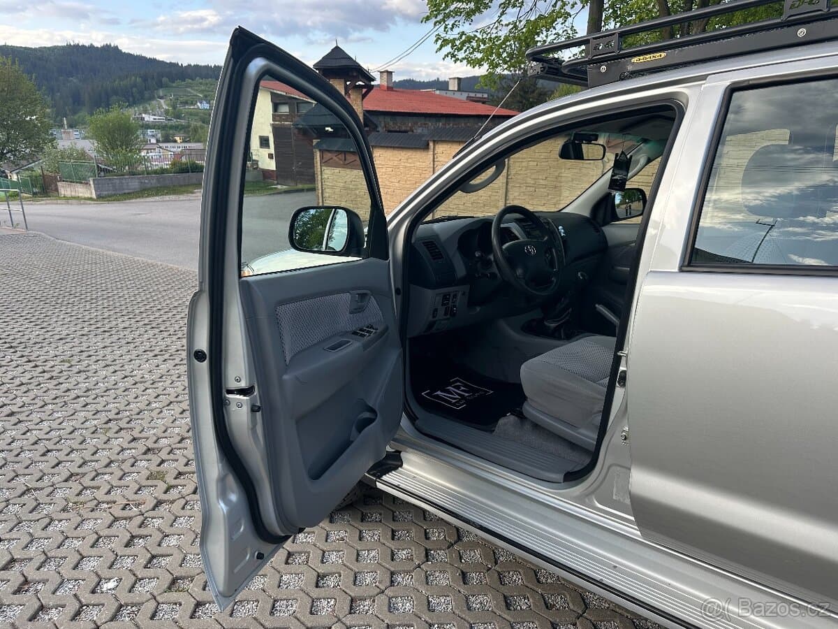 2007 Toyota HILUX - 10